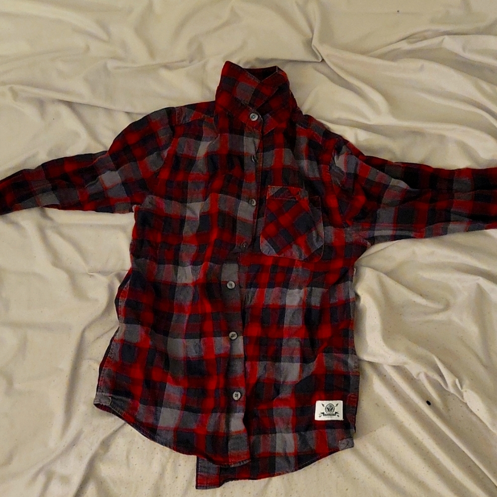 Red and black shirt for kids/teens mideum 8-10
